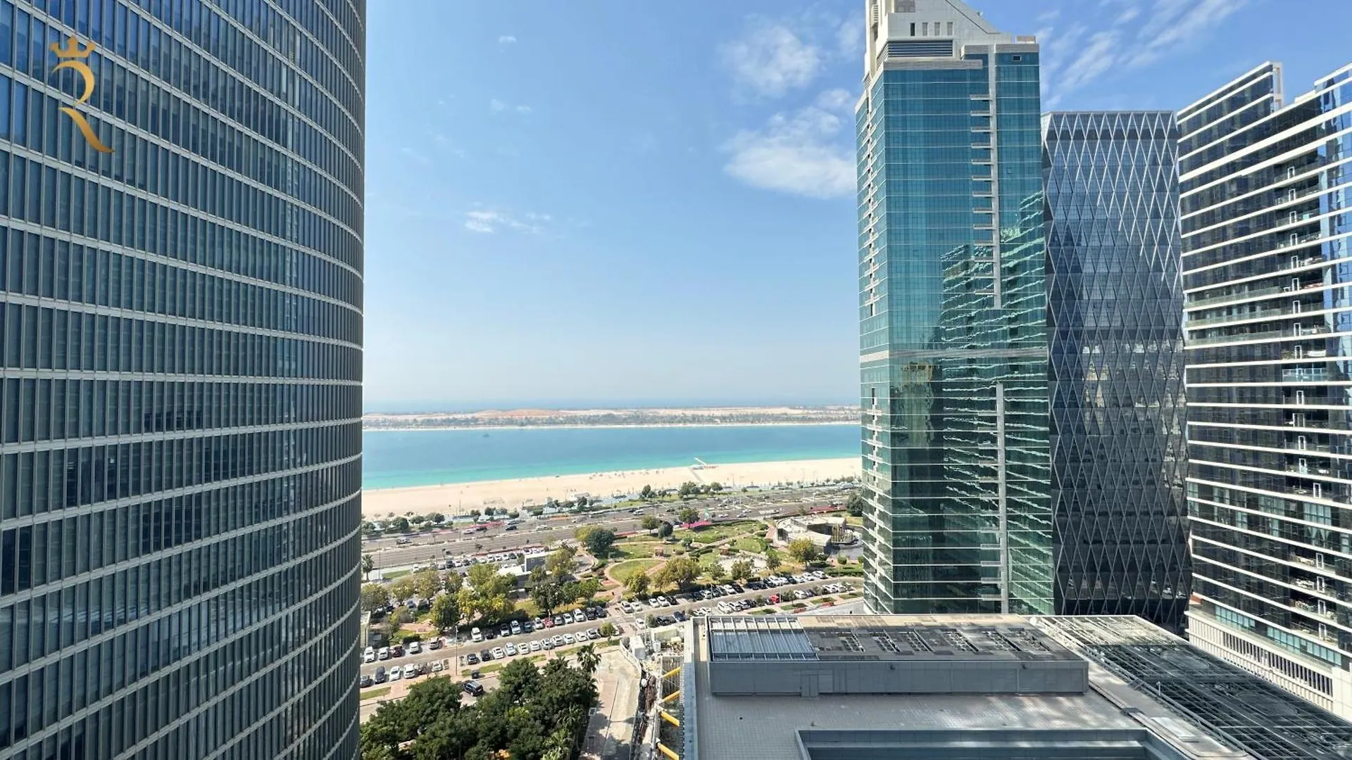 アパート Elegant 4Br Corniche Stay Private Balcony And More アブダビ アラブ首長国連邦
